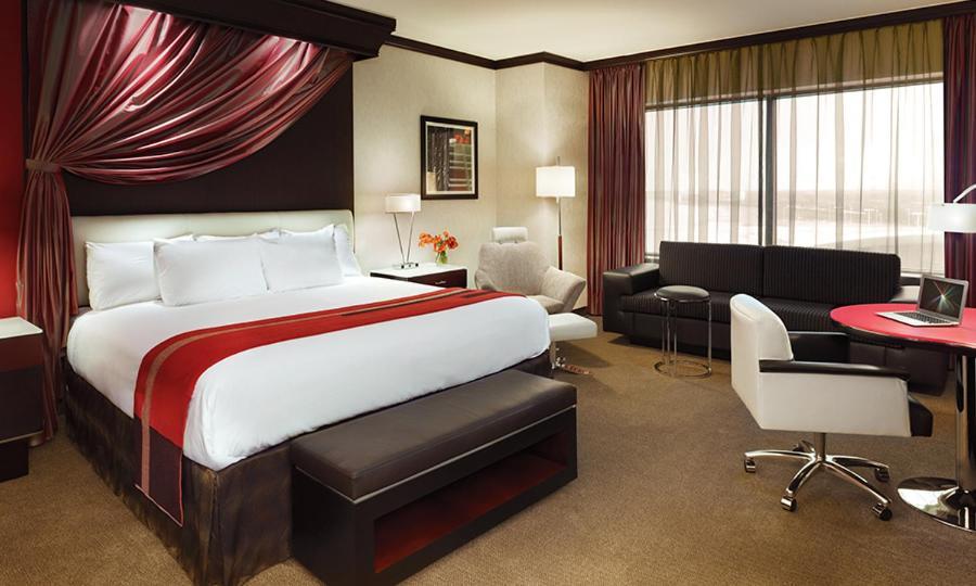 Ameristar Casino Hotel East Chicago Exterior foto
